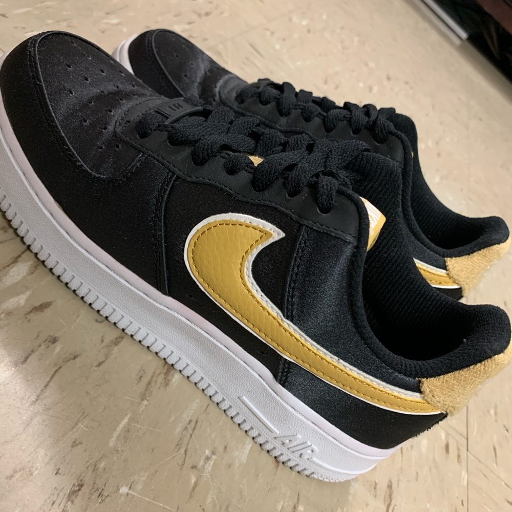 Nike Air Force 1 Black Ribbon Yellow Casual